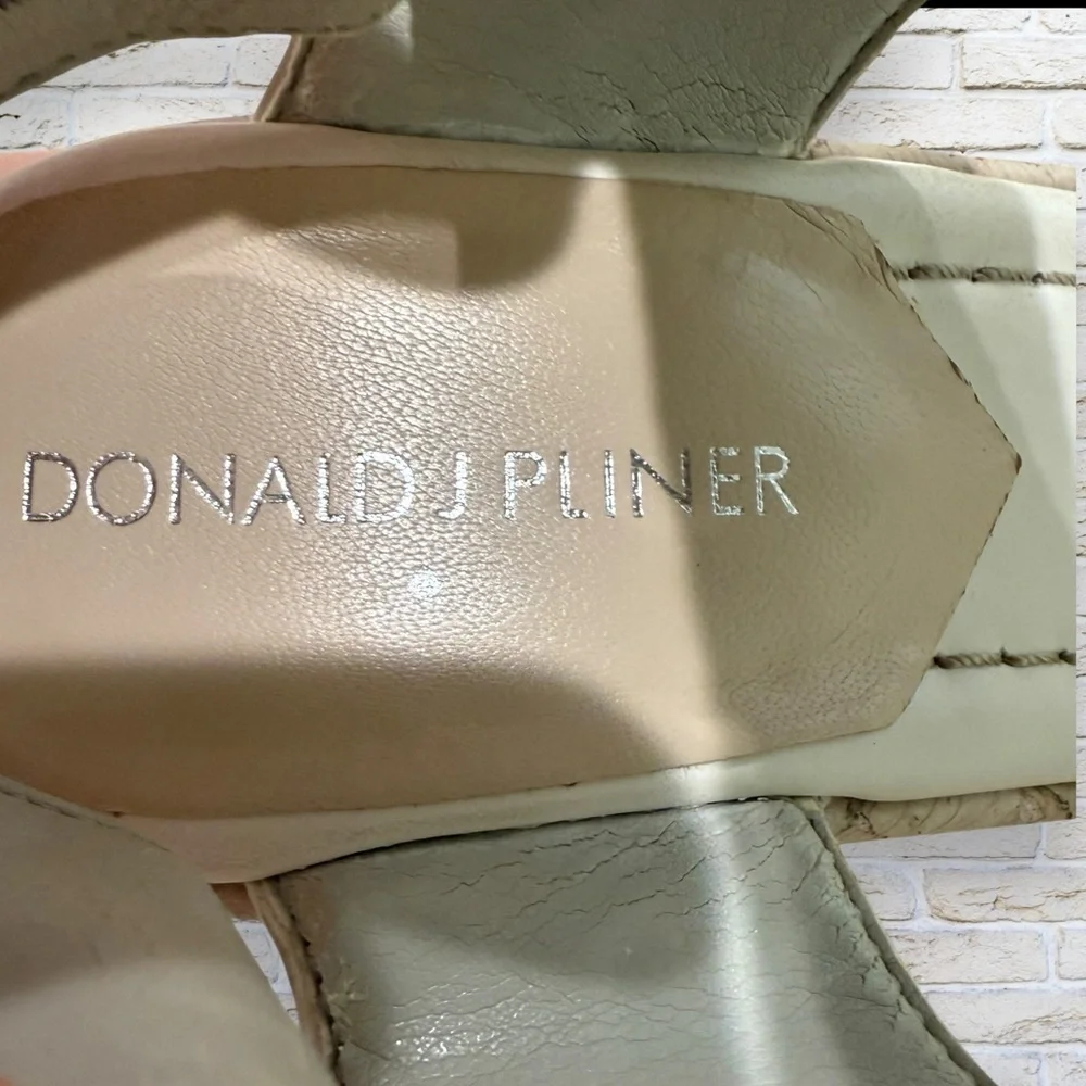 Donald J. Pliner SZ 8.5 M Nolita Platform Sandal with Cork Heel